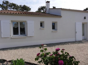 Villa spacieuse à 100m de la plage, 3 chambres, jardin, parfait pour famille! - FR-1-476-110